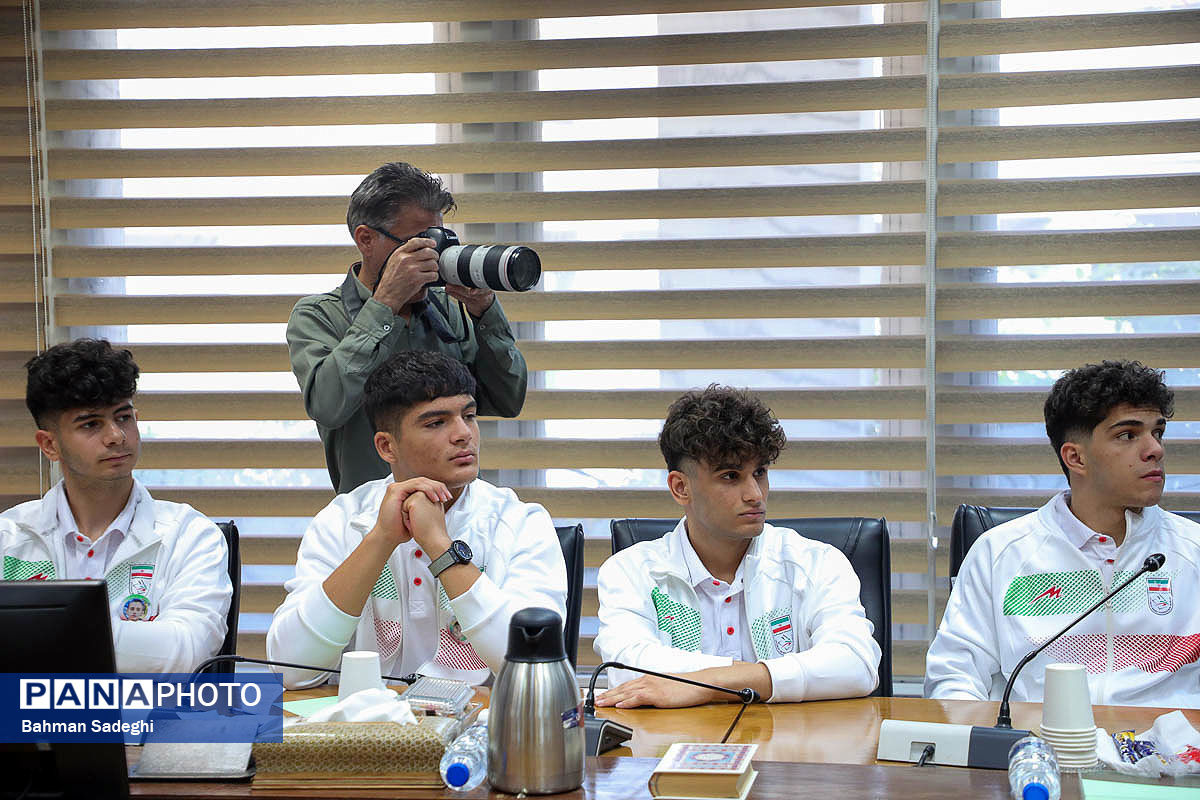 فوتسال دانش آموزی