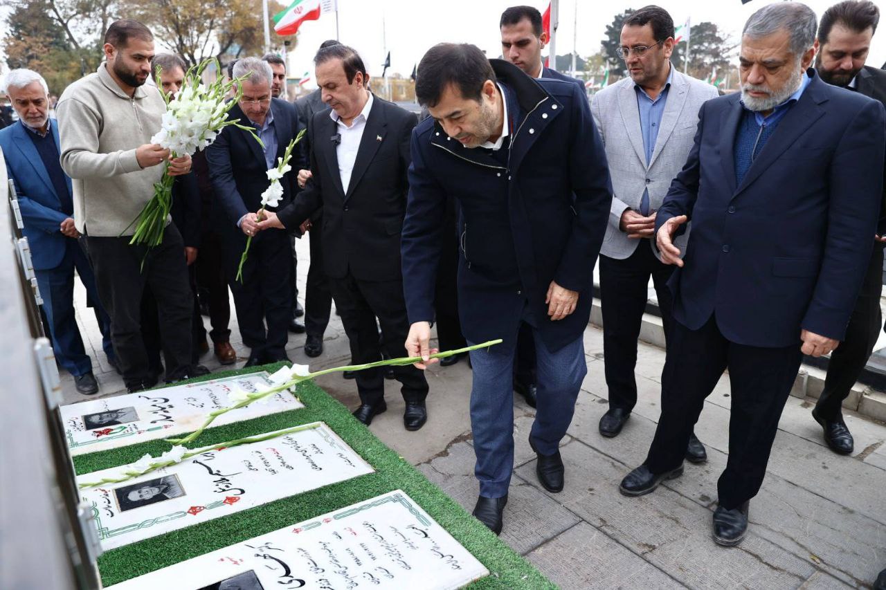 c27b76bd-8015-4b23-bac9-52ee56ec3217