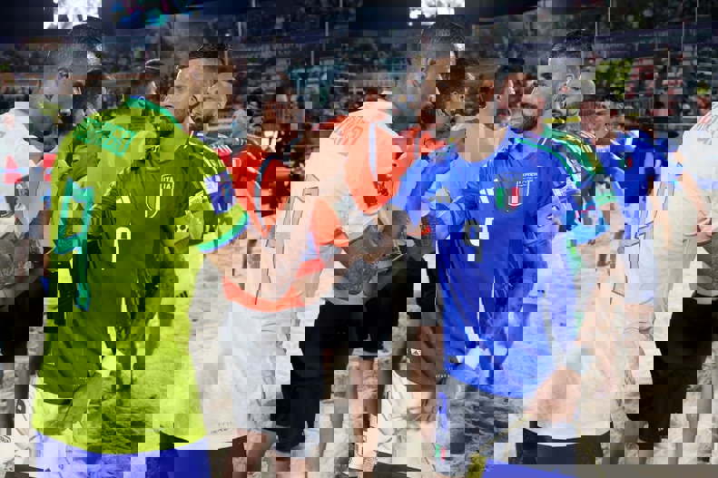 4j00l3hv7