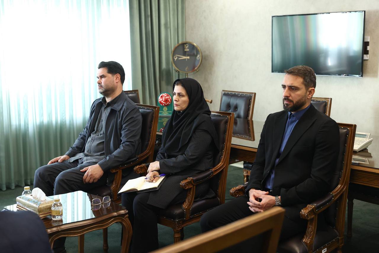 ae91f12b-05a5-4f6d-a74e-32993d7cba35