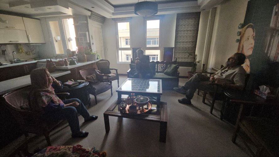 عکس سوم