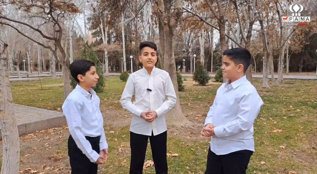 مجریان دانش‌آموز استان اصفهان از ولادت لاله‌ترین سرور جهان می‌گویند...