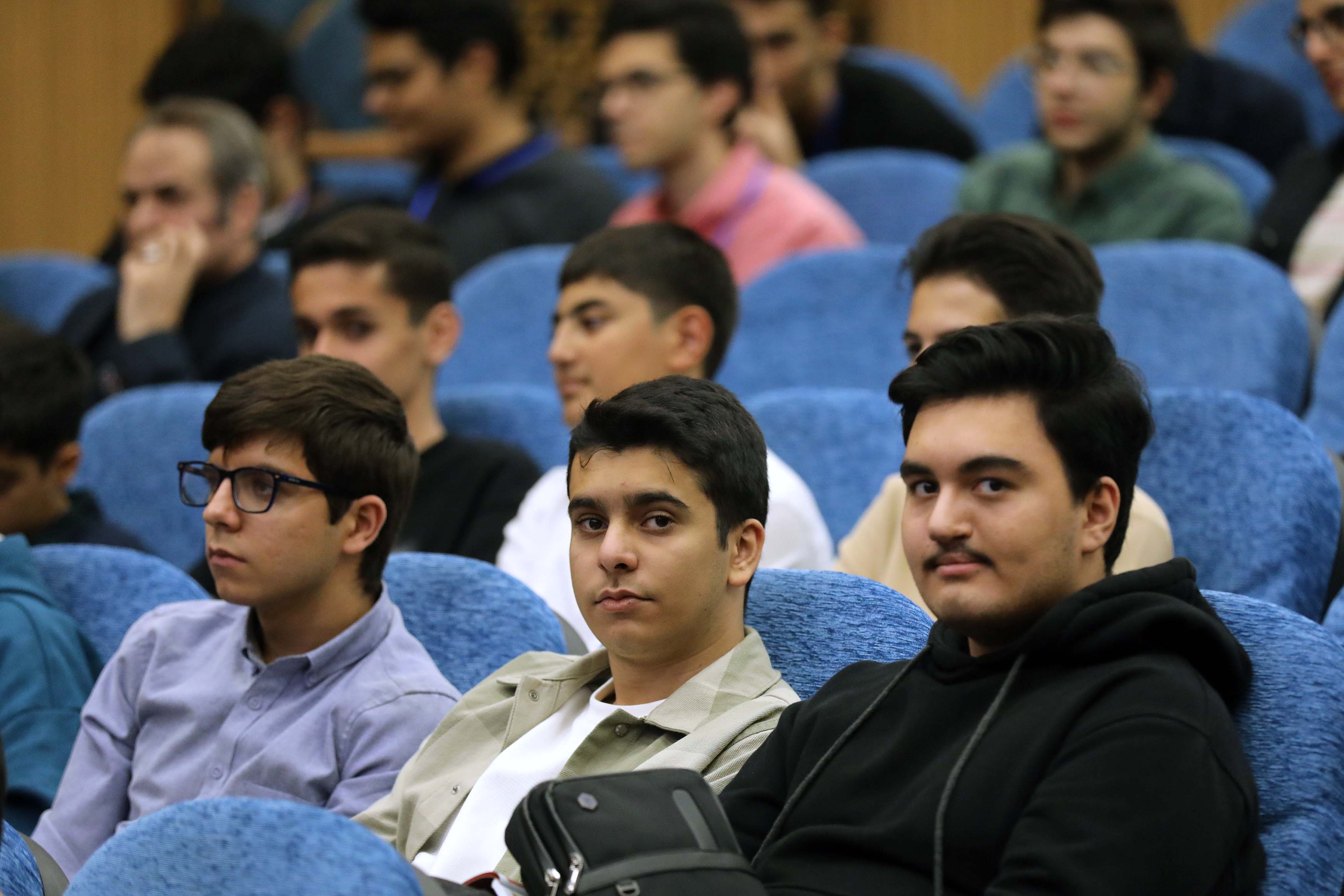 1979205fM2BCLhmDVqceRwKk