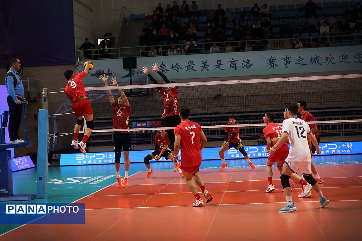 مسابقات+دانش_آموزی+والیبال+زیر+15+سال+قهرمانی+جهان+(ایران+-+چین+) (2)