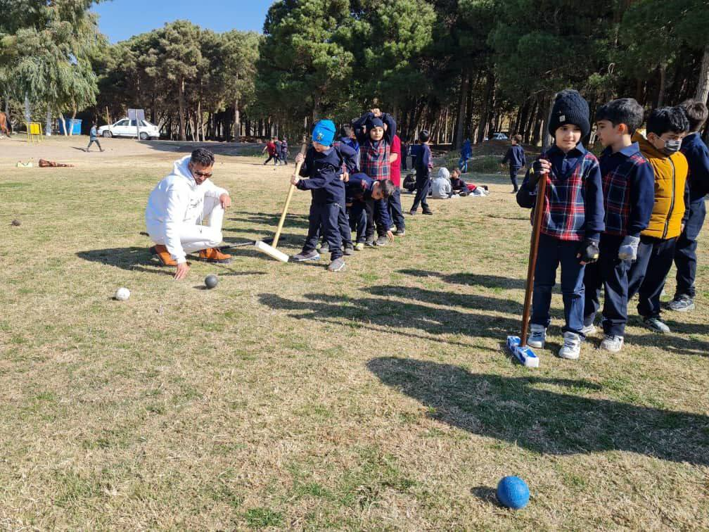 چوگان دانش آموزی