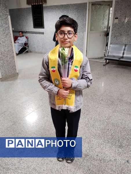 دانشآموزان پیشتاز همدانی، بهارِ میلاد حضرت زینب (س) را با تجلیل از پرستاران بیمارستان بعثت جشن گرفتند