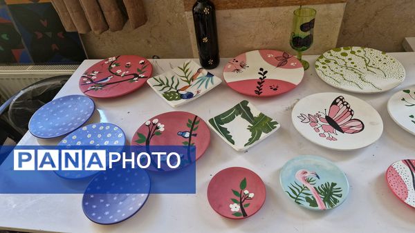 تجلی خلاقیت و نوآوری در نمایشگاه هنرهای دستی دانش‌آموزان هنرستان زنده‌یاد کبری زرگران ملارد