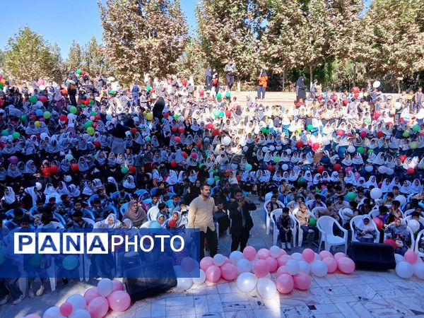 جشن روز کودک در پارک بانوان شهرستان کاشمر 