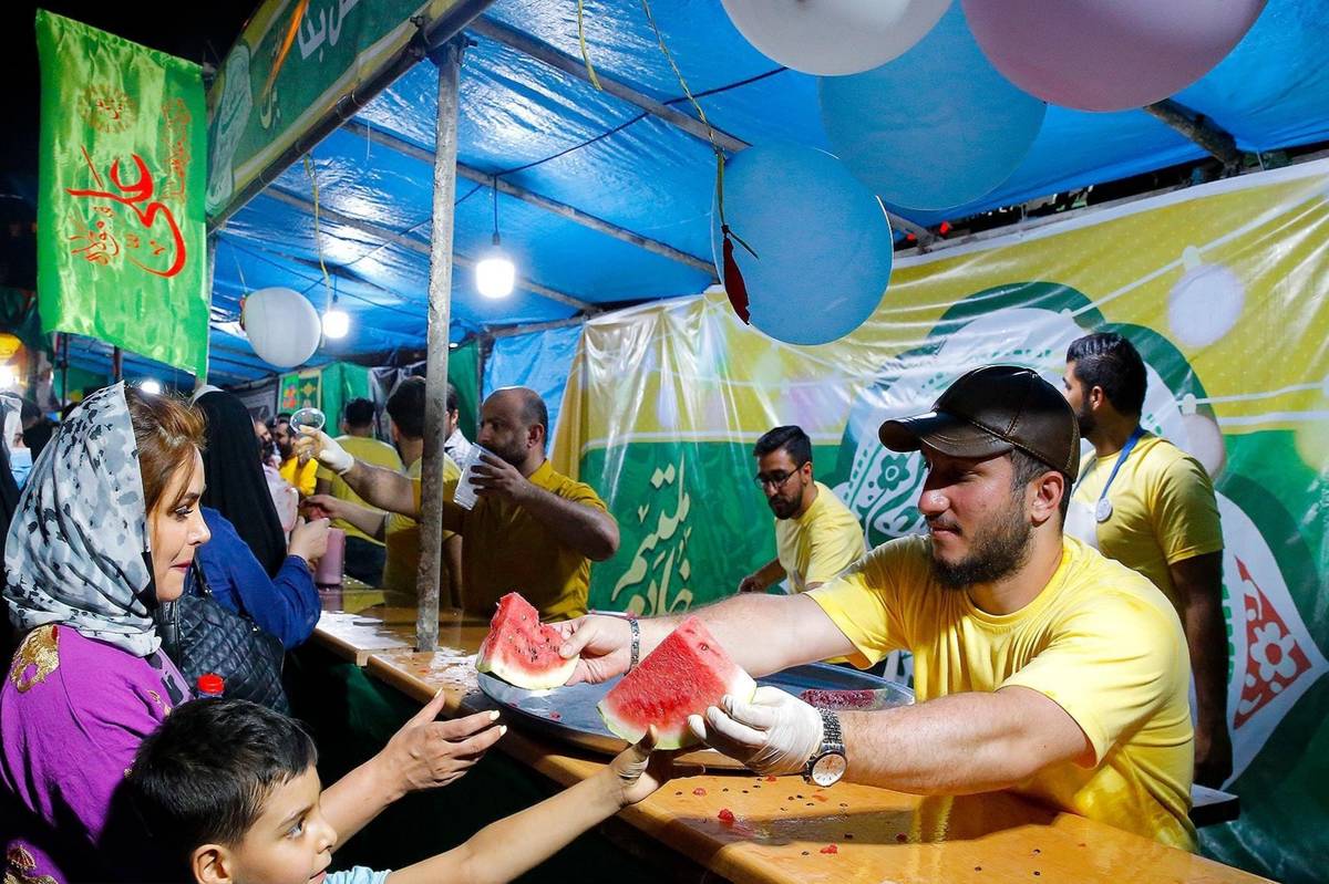 جشن بزرگ غدیر در میدان بازار دوم تهران