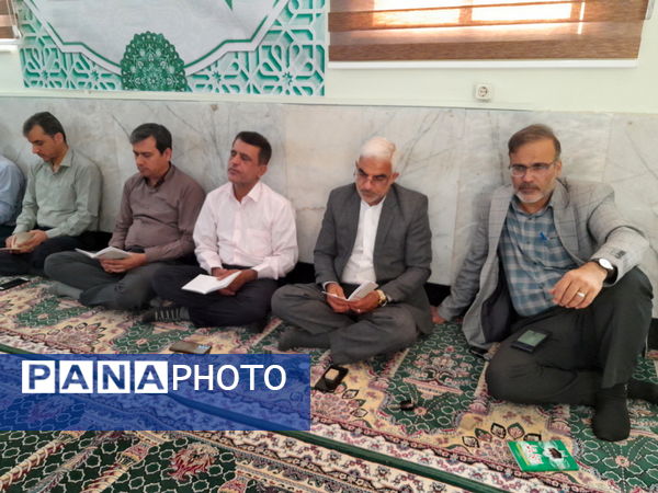 مراسم سالروز ارتحال حضرت امام خمینی رحمت الله علیه در اداره کل آموزش و پرورش استان بوشهر