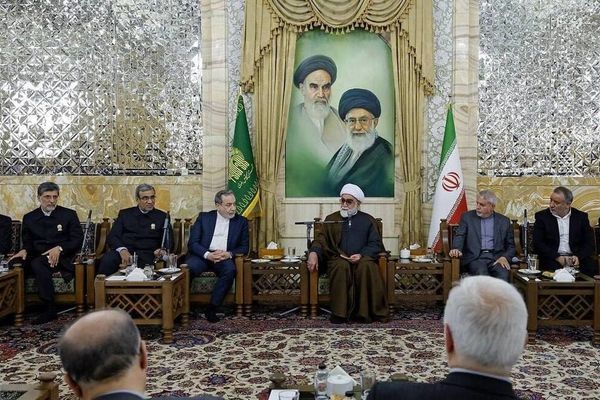 مشهد در پرتو انوار حرم مطهر امام رضا(ع) می‌تواند محور گفت‌وگو، تعامل و دیپلماسی فرهنگی و زیارت باشد