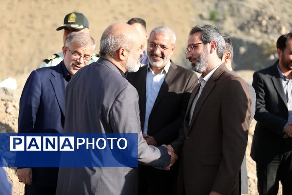 افتتاح پروژه بلوار شهید ناصربخت و تصفیه‌خانه ۳ حصار در البرز