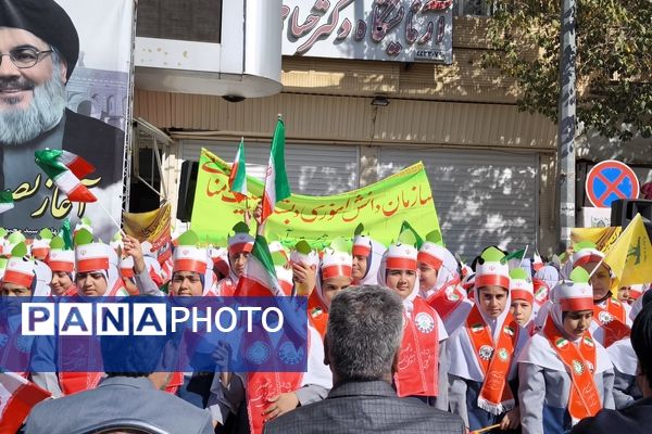 راهپیمایی ۱۳ آبان در شهرستان آباده 