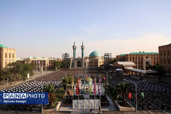 سالروز اهدای پرچم و نشان توسط فرماندهی معظم کل قوا به ارتش
