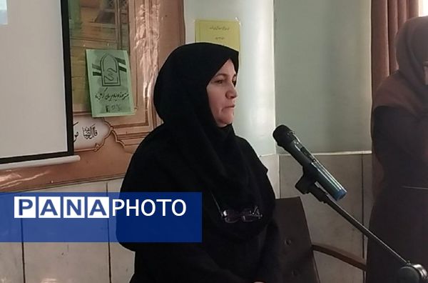جلسه انجمن و اولیا در هنرستان کاردانش حافظ 