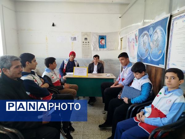جلسه تشکل‌های دانش‌آموزی در دبیرستان نمونه دانش چناران