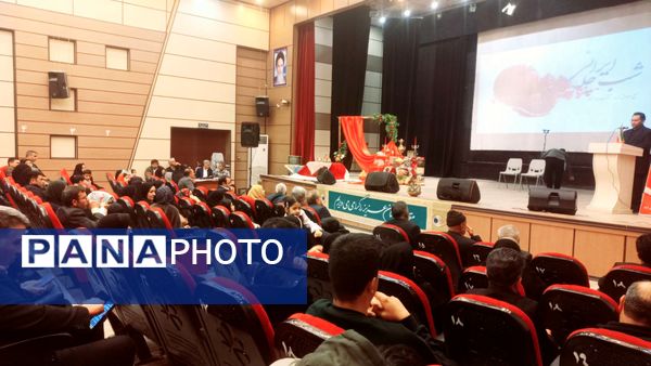 یلدای هنری با حضور هنرمندان در کانون ارشاد شهرستان خلیل آباد 