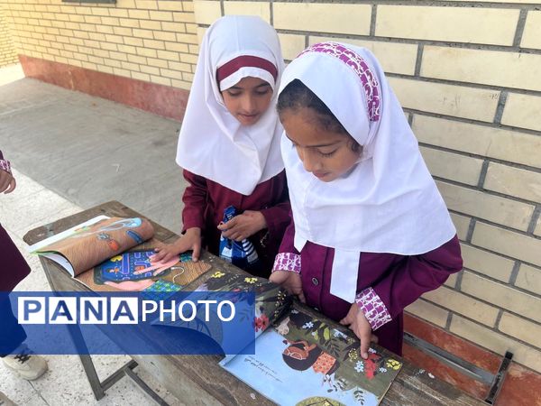 نمایش‌های خلاقانه دانش‌آموزان سیریک به‌مناسبت هفته کتاب