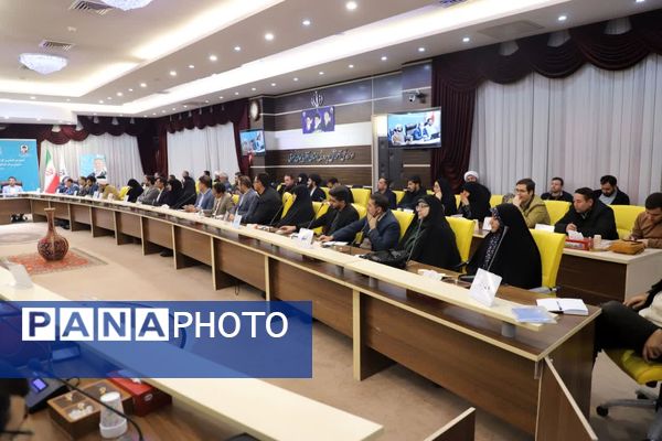 کارگاه توان افزایی کارشناسان قرآن، عترت و نماز و مدیران دارالقرآن‌های استان آذربایجان شرقی 