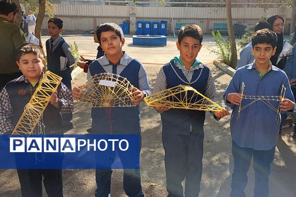 برگزاری مسابقات روز آزمایشگاه در پژوهش سرای بصیرت یک ناحیه دو شهرری 