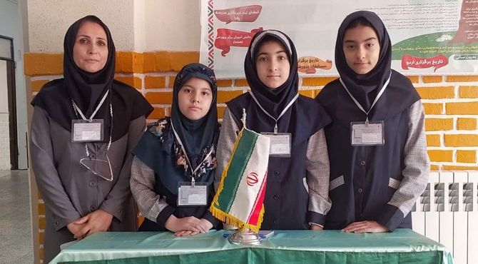 شورای دانش‌آموزی در مدرسه ساره 