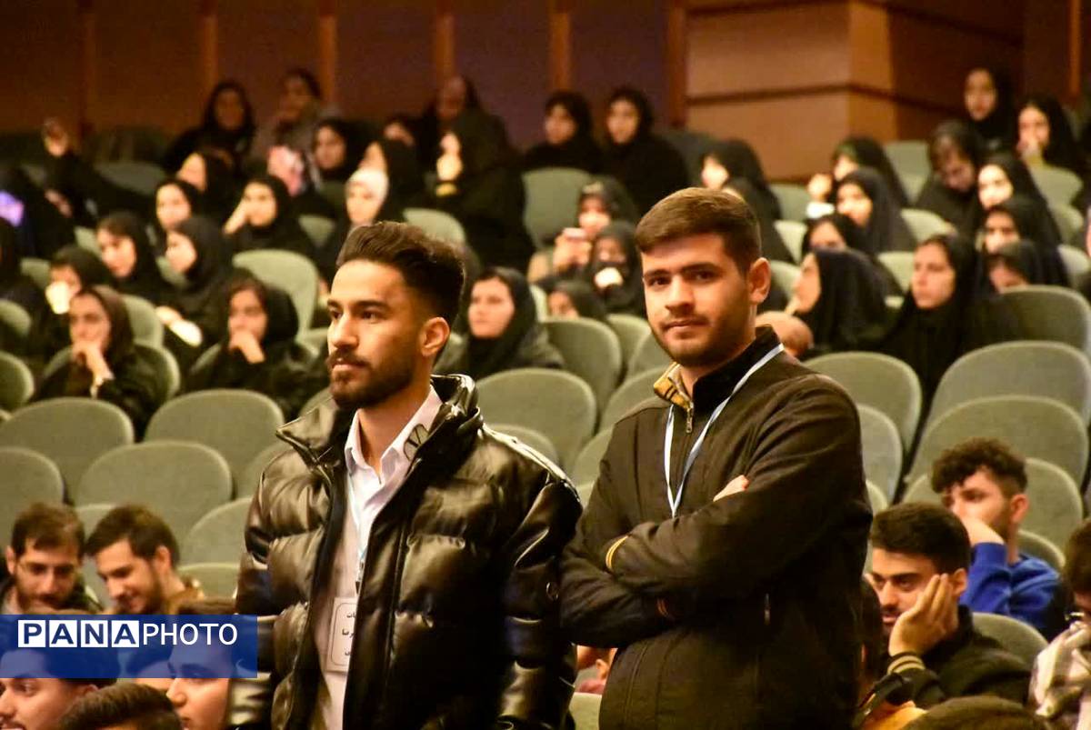 آیین گرامیداشت روز دانشجو برای دانشجو معلمان استان چهارمحال وبختیاری