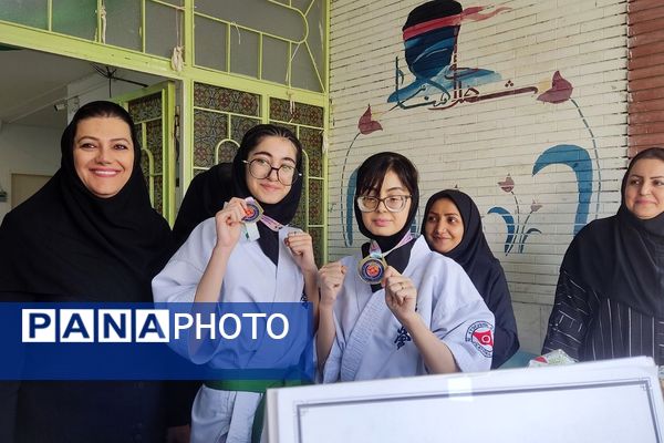 جوانه‌ نشاط و سلامت در هنرستان کارآفرین پیشوا