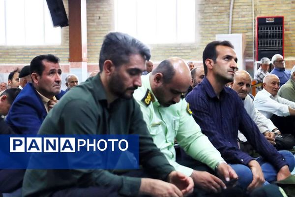 آیین وحدت‌بخش نماز عبادی سیاسی جمعه در مصلی امام خمینی(ره) ماهدشت 