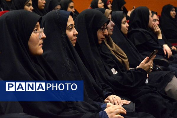 مدرسه انقلاب در بهارستان‌دو به ایستگاه پایانی رسید