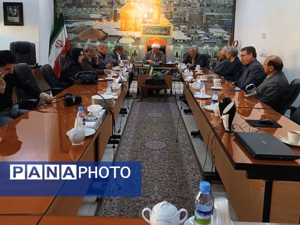 نشست هم‌اندیشی مدیران آموزشی و حوزه مدرسه‌سازی مشهد