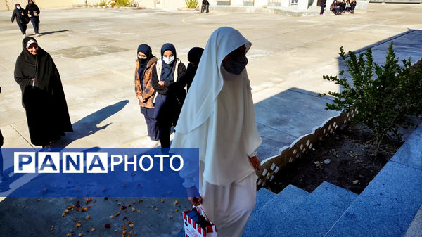بازگشت معنوی دانش‌آموز حاجی‌آبادی از سفر پرفیض حج