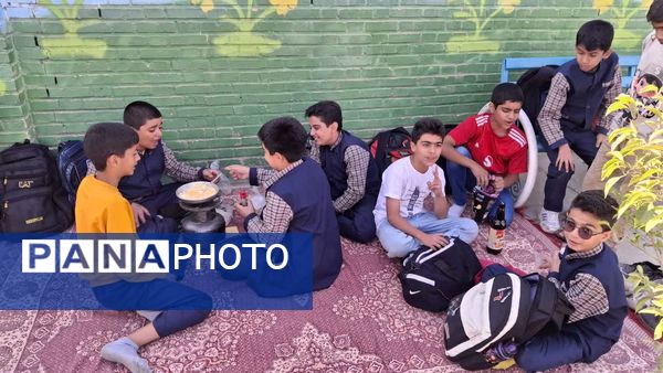 اردوی درون‌ مدرسه ای دبستان حضرت قاسم (ع) به مناسبت روز جهانی کودک 