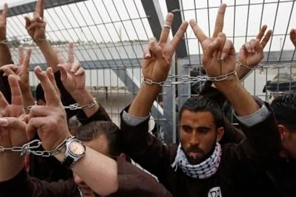 اسارت بیش از ۱۰ هزار اسیر فلسطینی در زندان‌های رژیم اشغالگر قدس