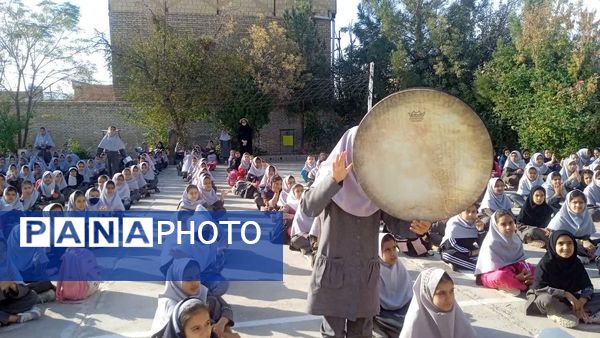 جشن ولادت حضرت زینب(س) و روز پرستار در دبستان شهید نجفی فدافن