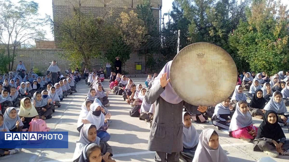 جشن ولادت حضرت زینب(س) و روز پرستار در دبستان شهید نجفی فدافن