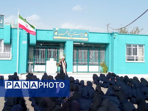 برگزاری گفتمان مهدوی در دبیرستان فاطمیه
