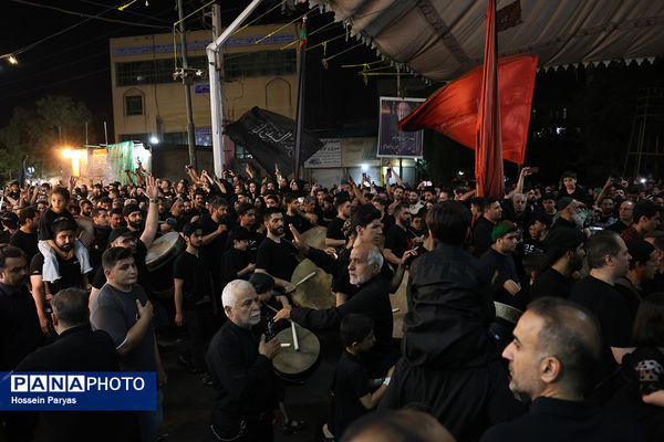 عزاداری شب عاشورا در محله دولت آباد تهران