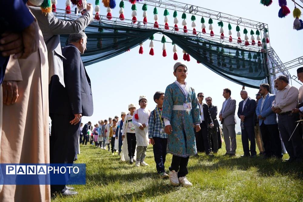 جشنواره بزرگ تربیتی، ورزشی و آموزشی دانش‌آموزان و فرهنگیان عشایر فارس