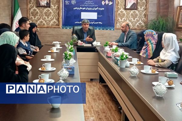 دیدار مسئولان اداره آموزش و پرورش پردیس با خبرنگاران پانا 