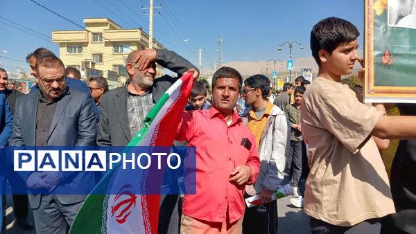 ۱۳ آبان؛ روز تجلیل از آگاهی، فداکاری و نقش‌آفرینی نسل جوان ایران