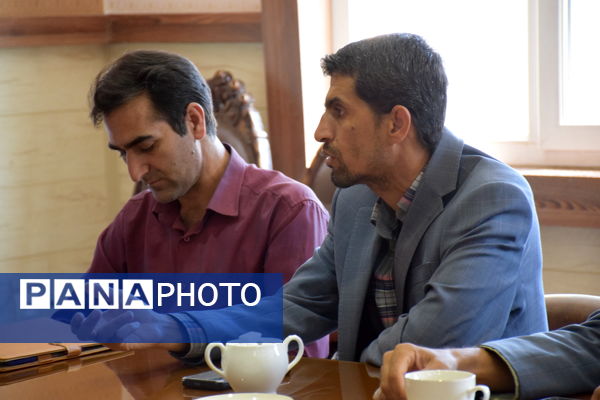 نشست هم اندیشی اصحاب رسانه با معاون توسعه و برنامه‌ریزی فرمانداری تربت حیدریه 
