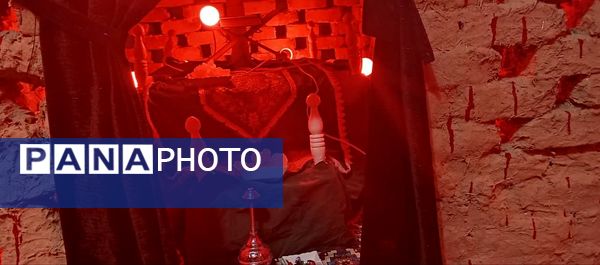 برپایی نمایشگاه در مسیر بهشت در فدافن