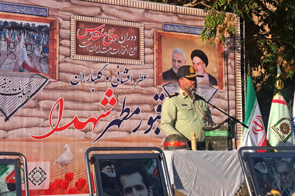 شهدا الگوی زنده، پویا و جامعه‌ساز هستند