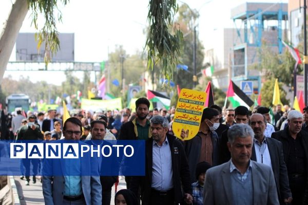 راهپیمایی ۲۲ بهمن در شهرستان بم 