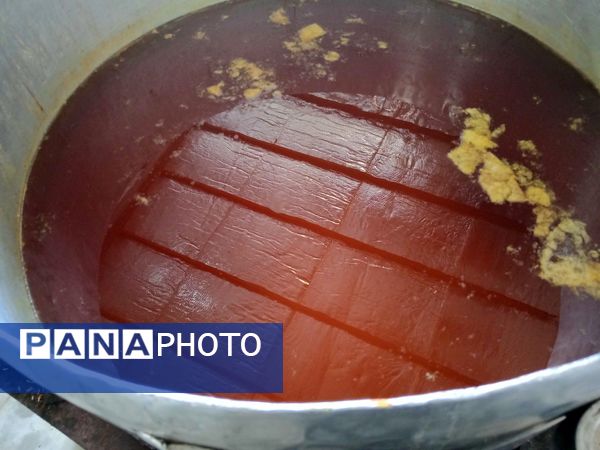 هیئت زنجیرزنی در روستای فیض آباد در صبح عاشورای حسینی 