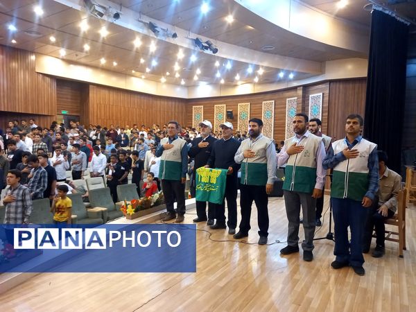 جشن میلاد حضرت رضا (ع) با حضور دانش آموزان قرآنی در سبزوار