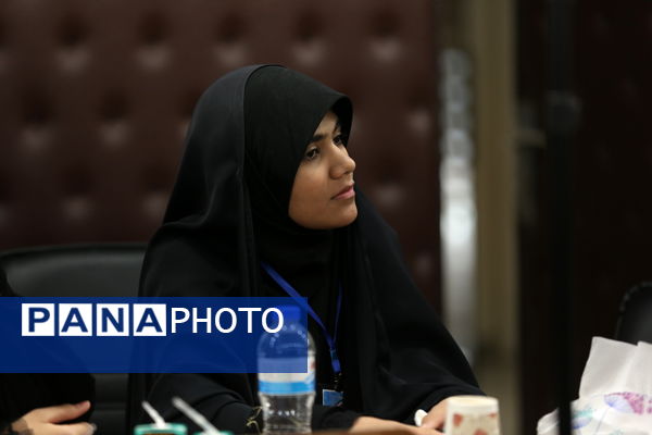 نشست اعضای کارگروه تدوین سند دوازدهمین دوره مجلس دانش‌آموزی جمهوری اسلامی ایران 