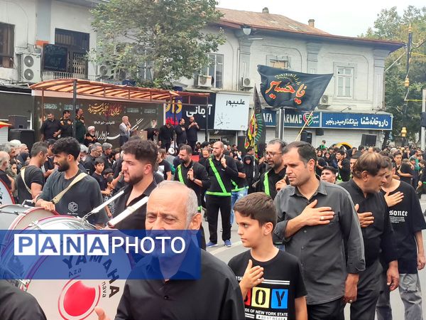 اجتماع عاشوراییان در میدان طالقانی قائمشهر
