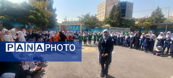  مسابقات ورزشی درون مدرسه‌ای به مناسبت هفته سلامت روان 