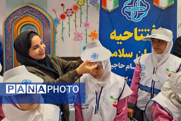 افتتاحیه طرح «سفیران سلامت» در دبستان الهام حاجیان ناحیه دو شهرری 